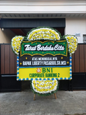 Papan Bunga Duka di Jurangombo Utara